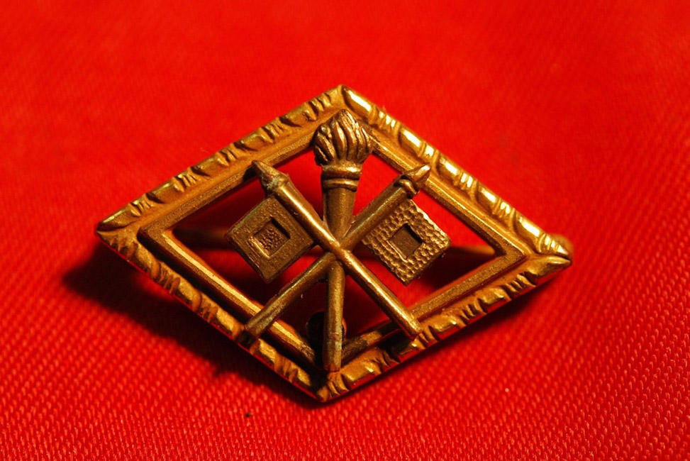 sc wwii sweetheart pin