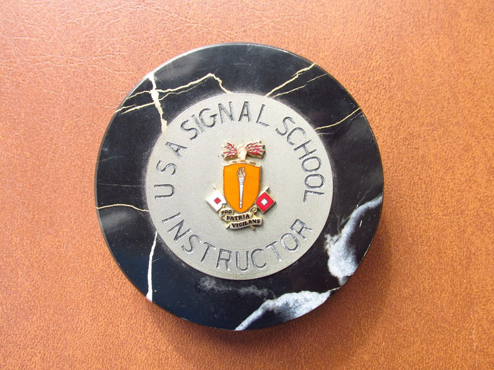 sc instructor paper weight