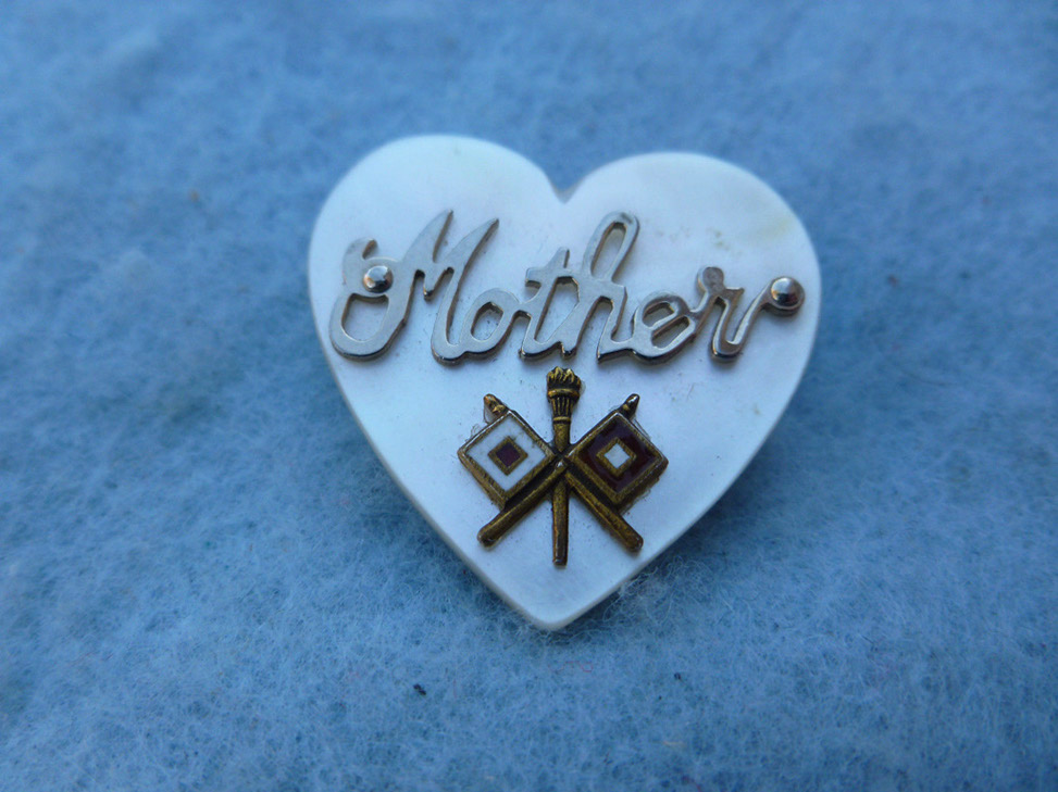 sc sweetheart pin 32