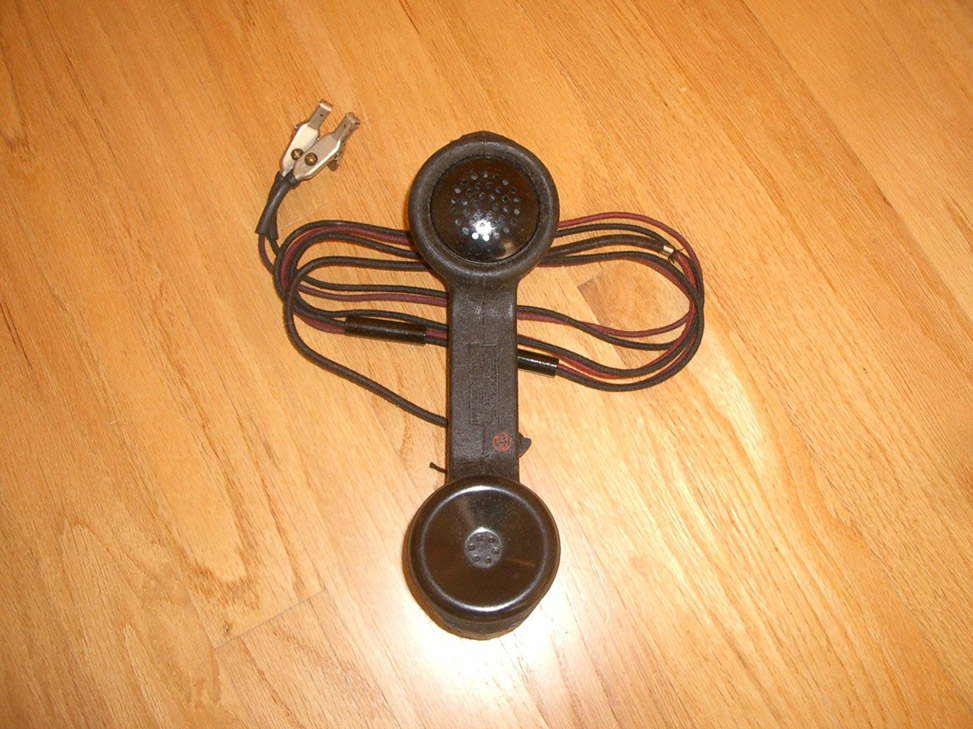 ts-365 lineman handset 1